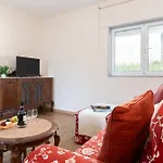 Apartament Host Wise - Solar De Pisoes
