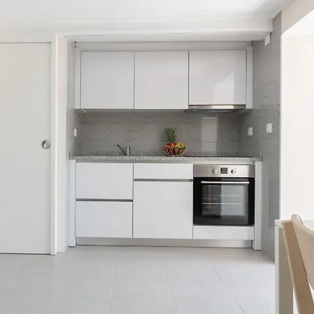 Host Wise - Solar De Pisões