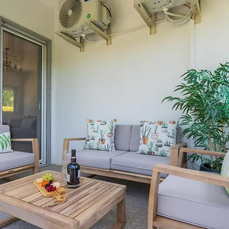 Host Wise - Solar De Pisões *