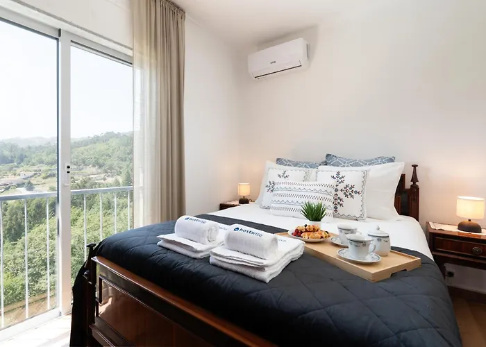 Host Wise - Solar De Pisoes